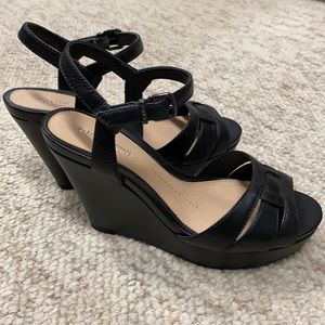 Gianni Bini Wedge Sandals size 7.5 M